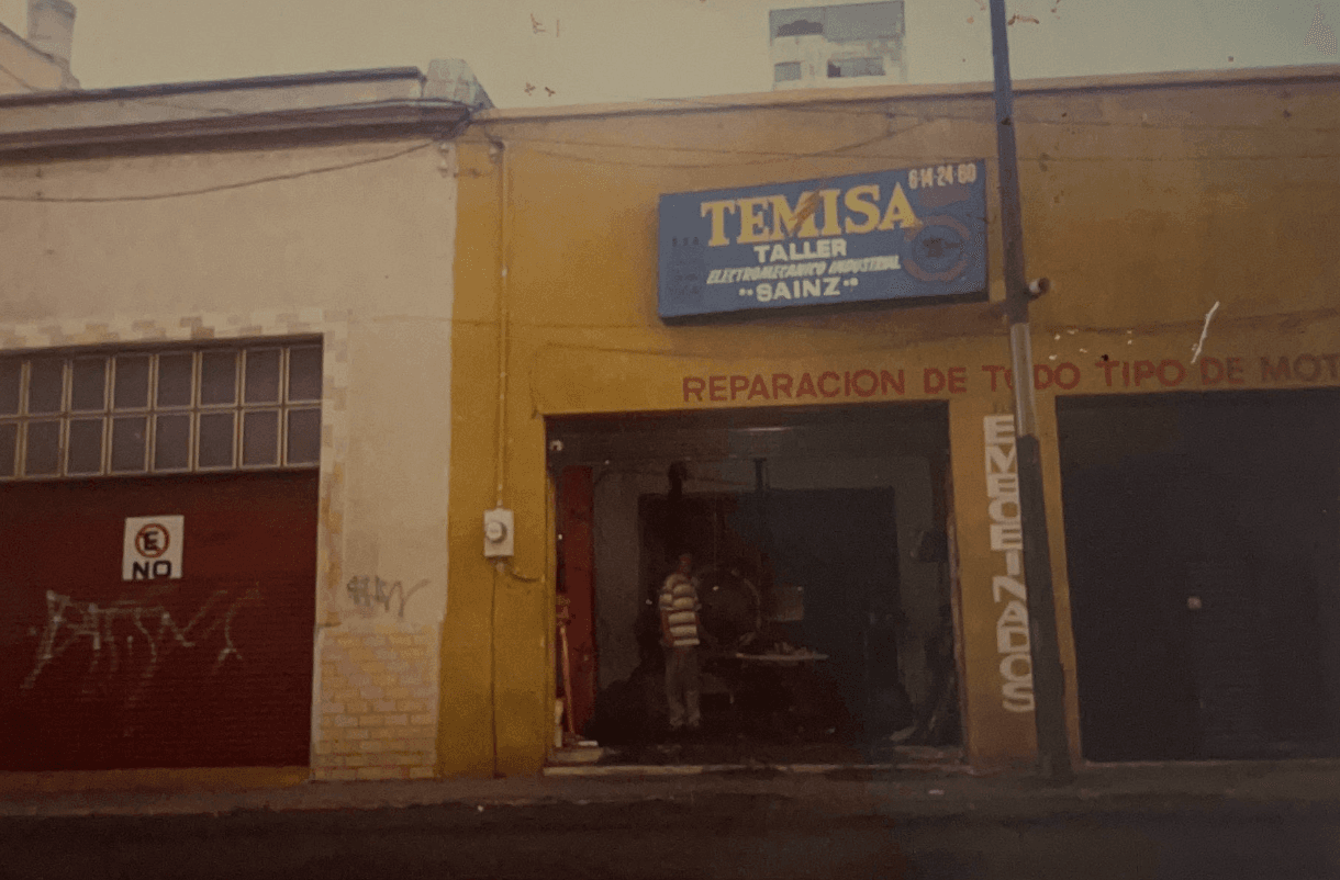 Inauguración histórica de planta TEMISA — recorte de prensa documentando la trayectoria familiar