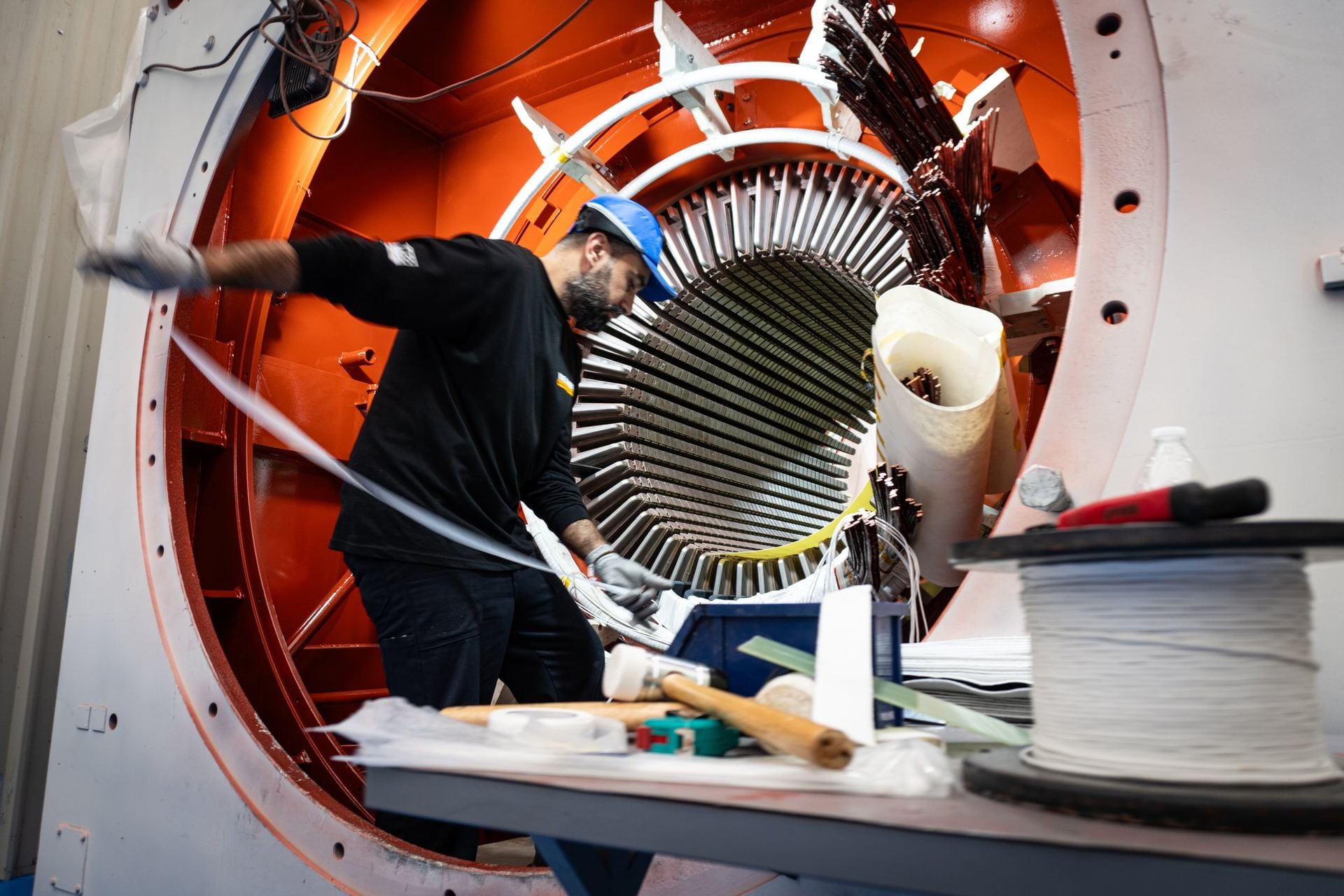 Rebobinado de generador eléctrico — rebobinado estator rotor bobinas — generator rewinding Mexico CFE LAPEM — TEMISA Power Gen Tlajomulco