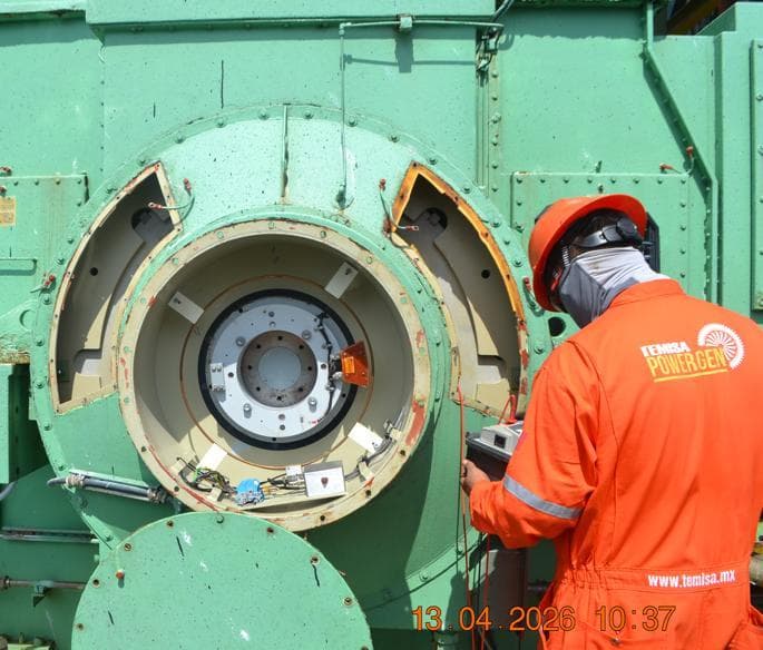 Pruebas eléctricas durante el mantenimiento L2 de un generador ABB de 37 MVA a bordo del FPSO, abril de 2026