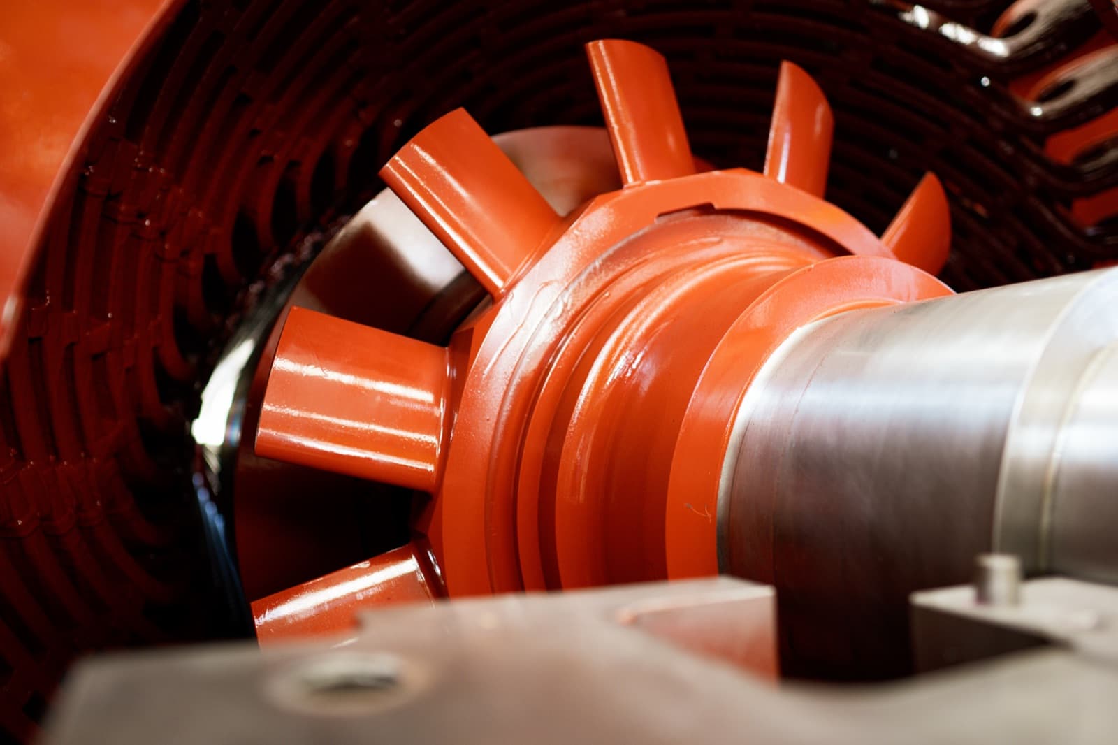 Ventilador del rotor y eje pulido del turbogenerador BRUSH de 41,250 kVA tras el mantenimiento mayor de TEMISA