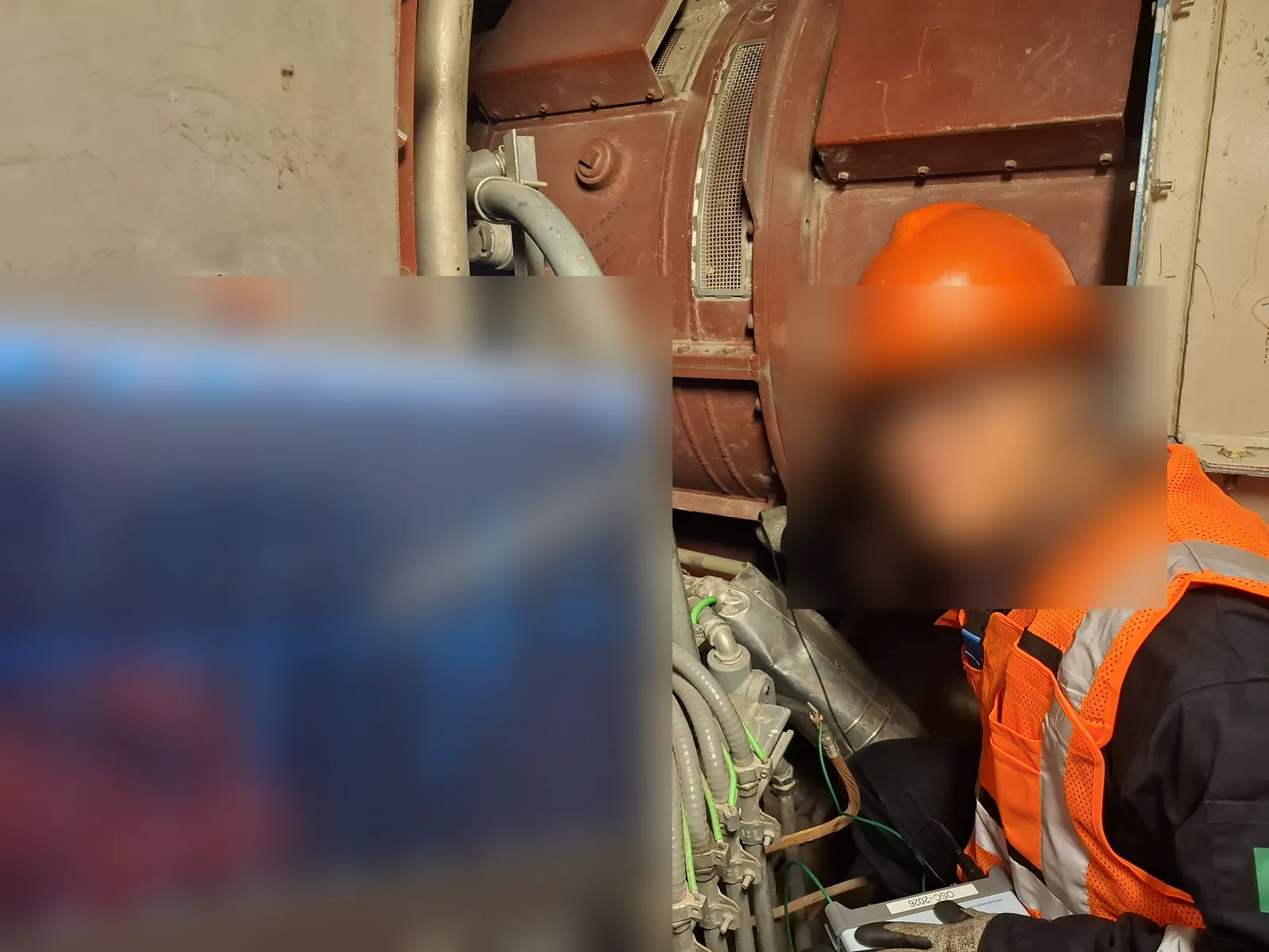 Especialista de TEMISA Power Gen junto al generador de 365 MVA durante la medición del voltaje en eje con osciloscopio